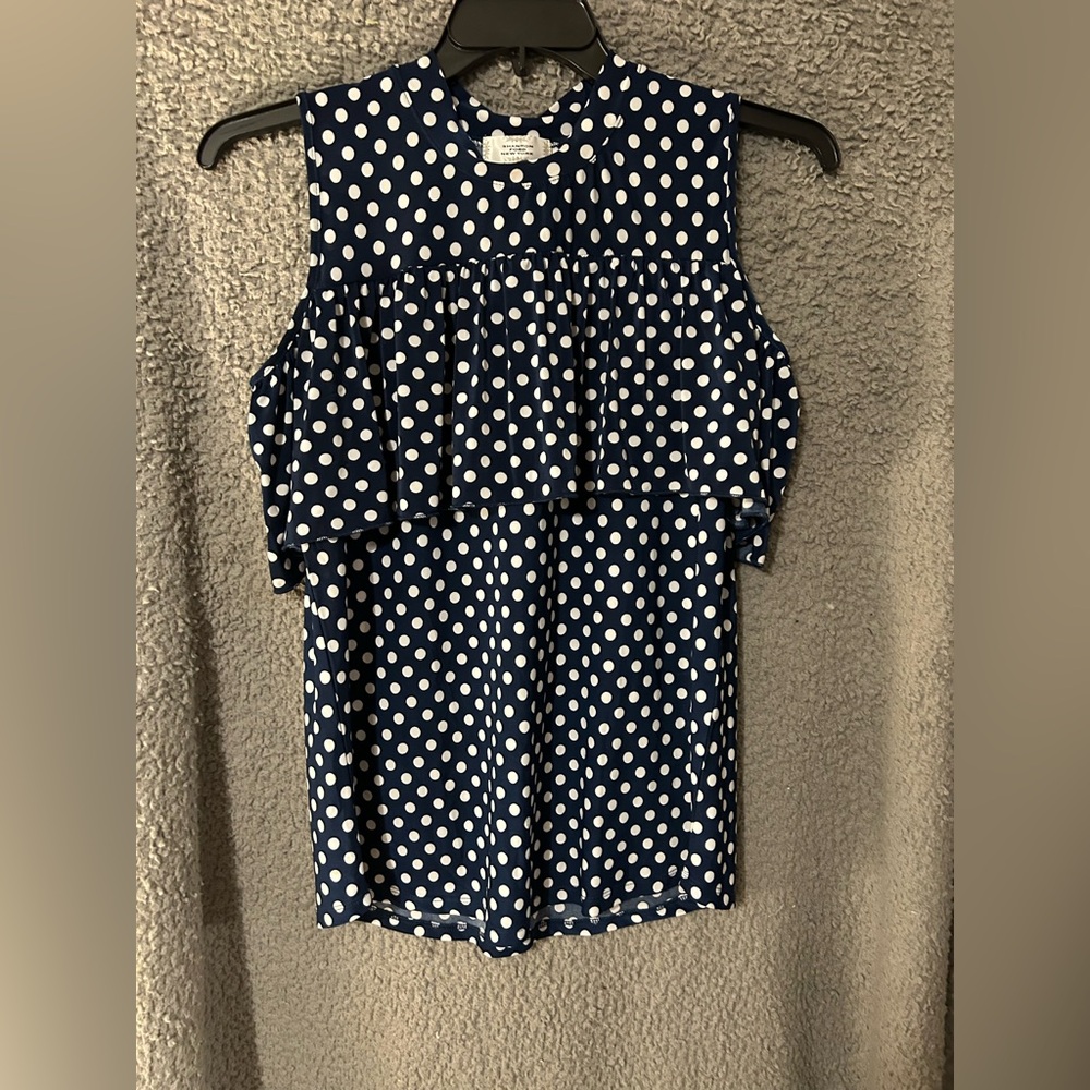 Chic Navy Polka Dot Sleeveless Blouse